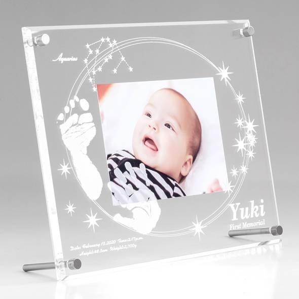 赤ちゃんファースト「メモリアルフォトフレーム星にねがいをお仕立券」の画像
