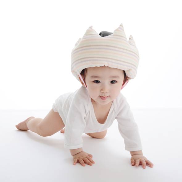 赤ちゃんファースト「アンジェロラックス クラウンベビーヘルメット/ピンクボーダー」の画像
